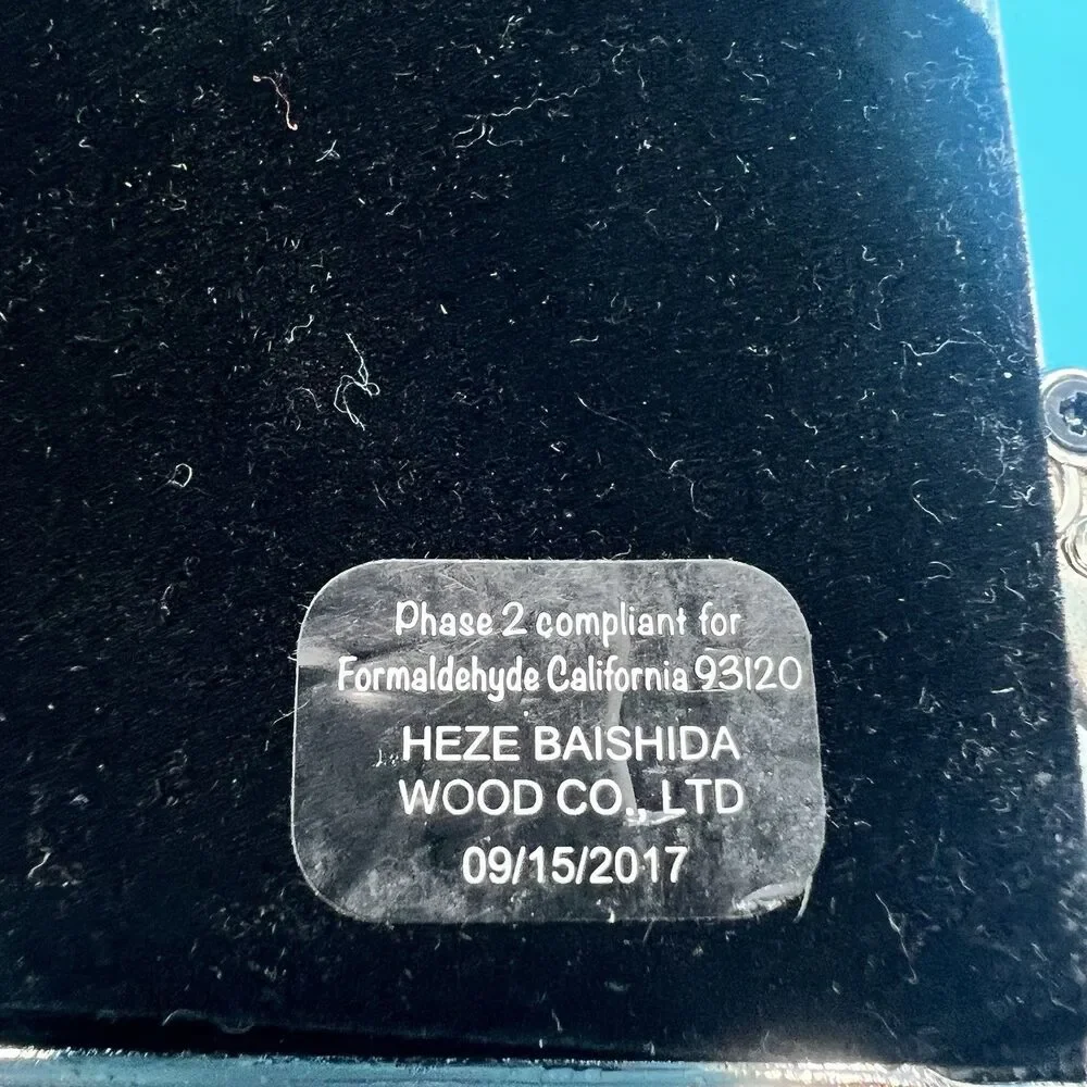 Unbranded silver tone